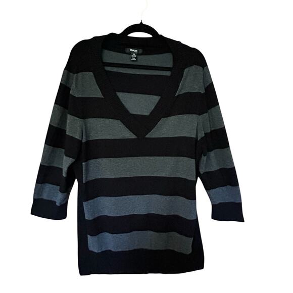 Style & Co Women’s Plus Size 3/4 Sleeve Gray and Black Striped Sweater Size 3X - Picture 1 of 6